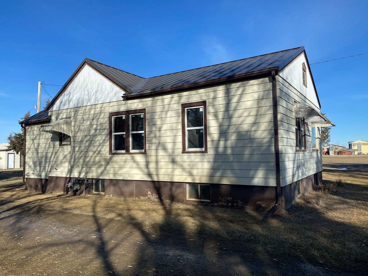 1515 W Holly St Sidney, MT 59270 - Thumbnail 3