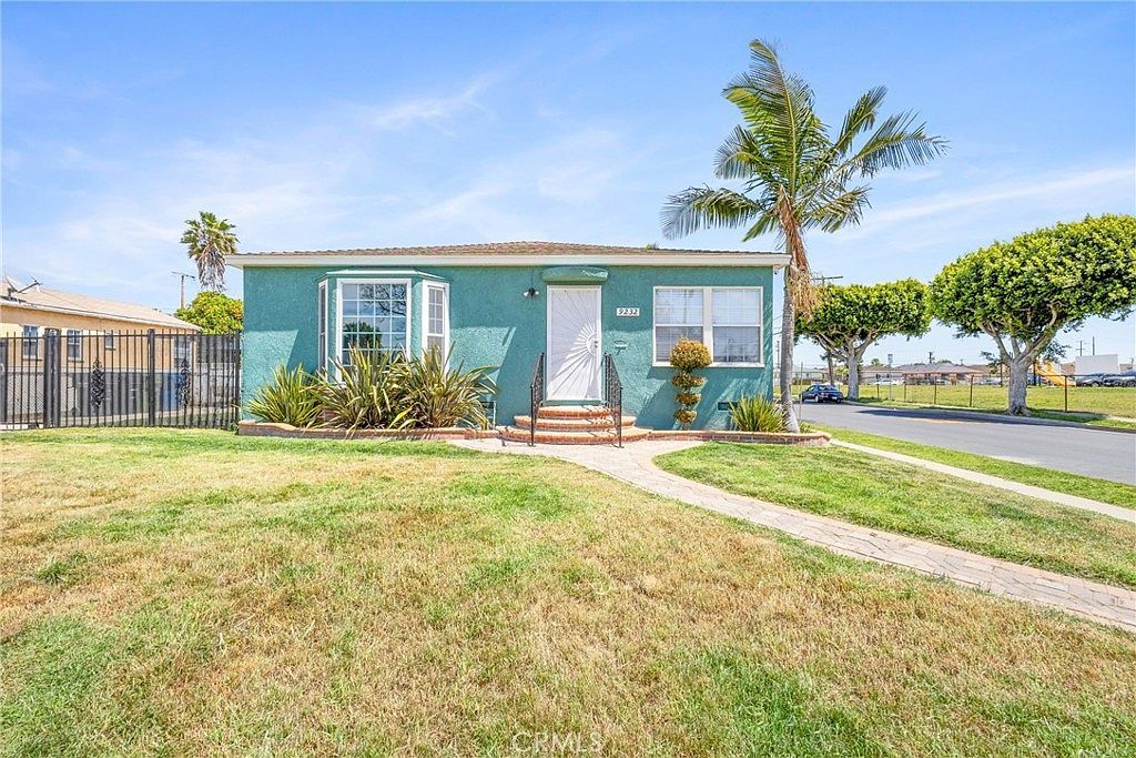 9232 S 7th Ave Inglewood, CA 90305 - Thumbnail 3