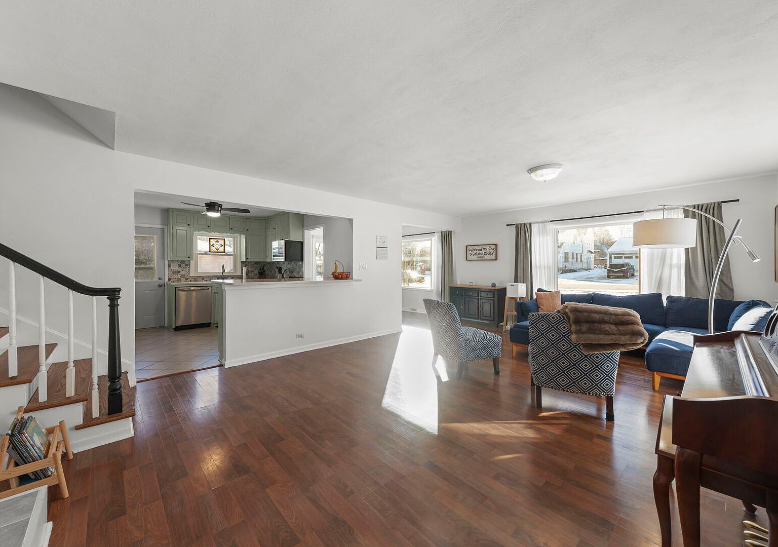 425 Wakeman Ave Wheaton, IL 60187 - Thumbnail 3