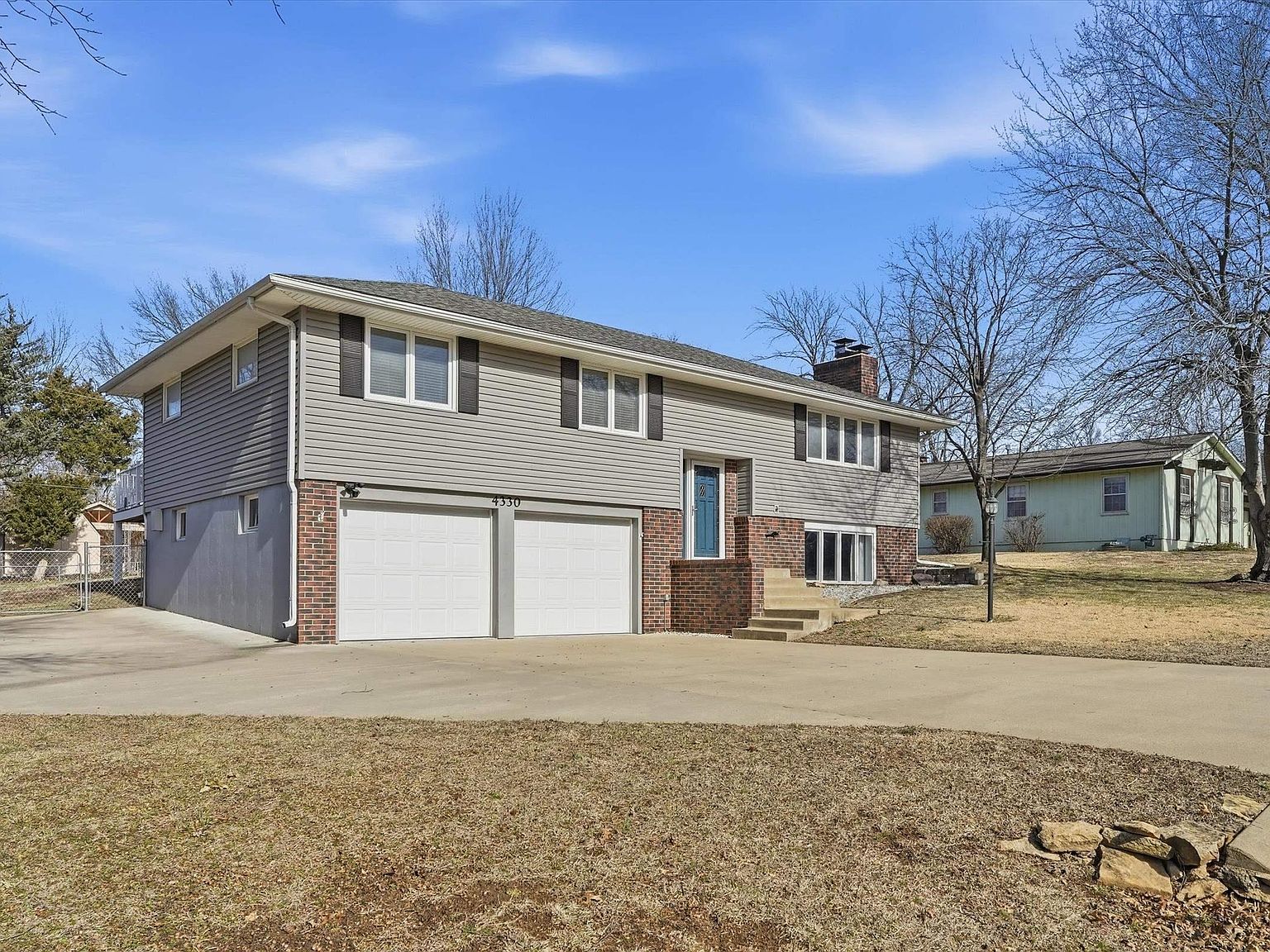 4330 SE 26th Ter Topeka, KS 66605 - Thumbnail 3