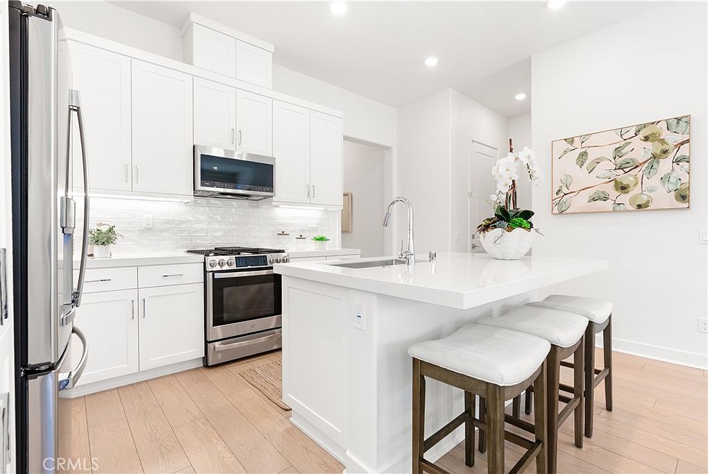 806 Sunrise Rd Ladera Ranch, CA 92694 - Thumbnail 3