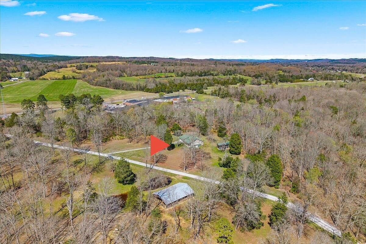 251 Carter Ln Decatur, TN 37322 - Thumbnail 3