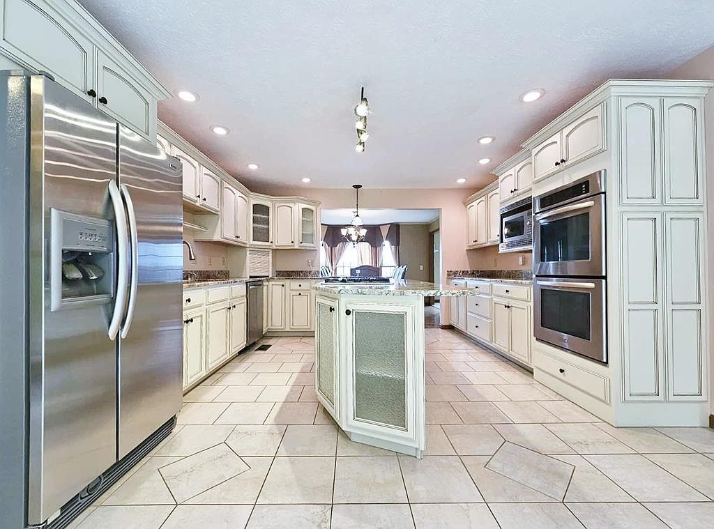 6 Fairlane Dr Bluefield, VA 24605 - Thumbnail 3