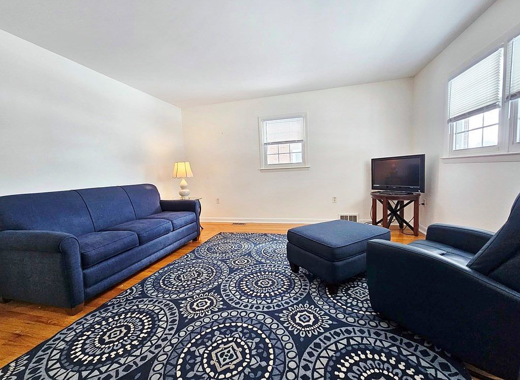 221 Wallace St Princeton, WV 24740 - Thumbnail 3