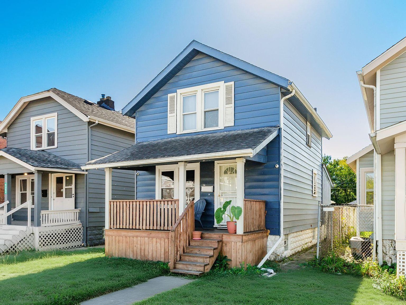 2397 Sullivant Ave Columbus, OH 43204 - Thumbnail 3