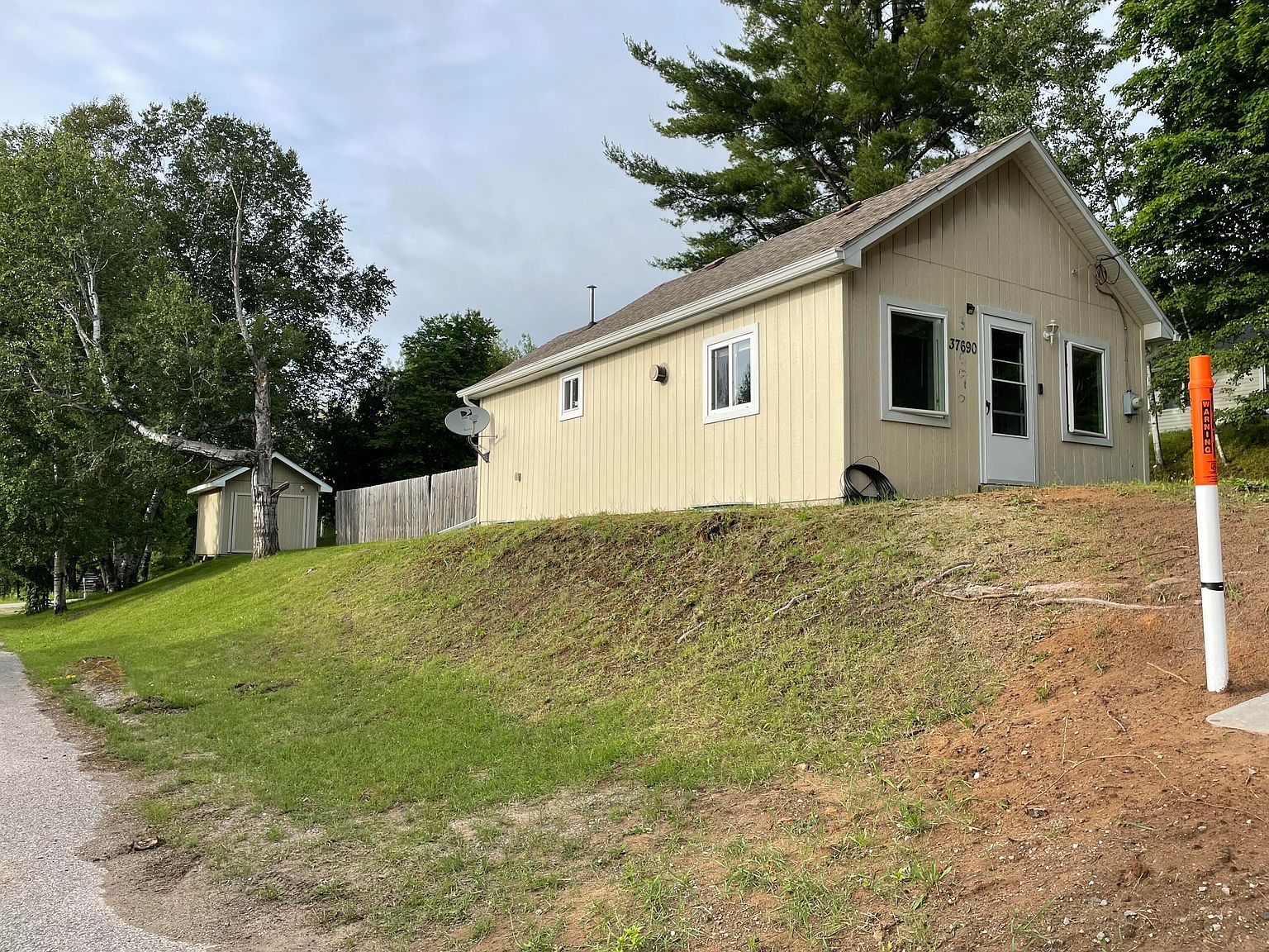 37690 W 2nd St Hulbert, MI 49748 - Thumbnail 3