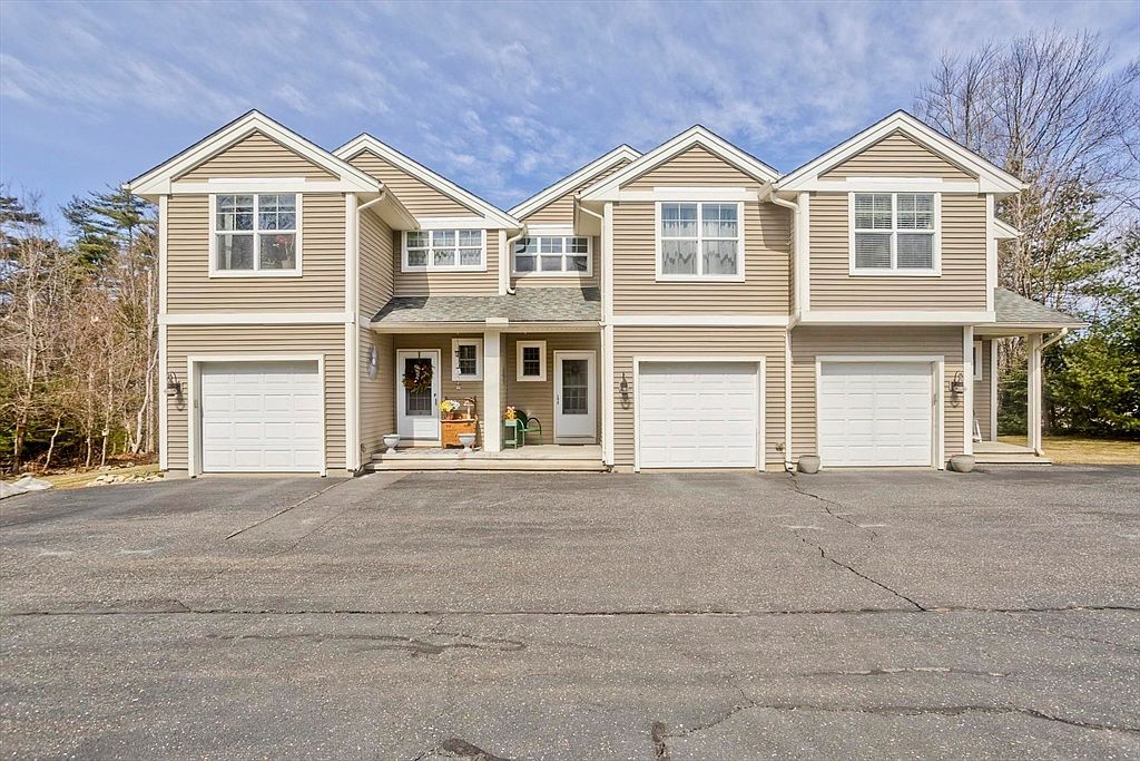 330 Haydenville Rd APT E Leeds, MA 01053 - Thumbnail 3