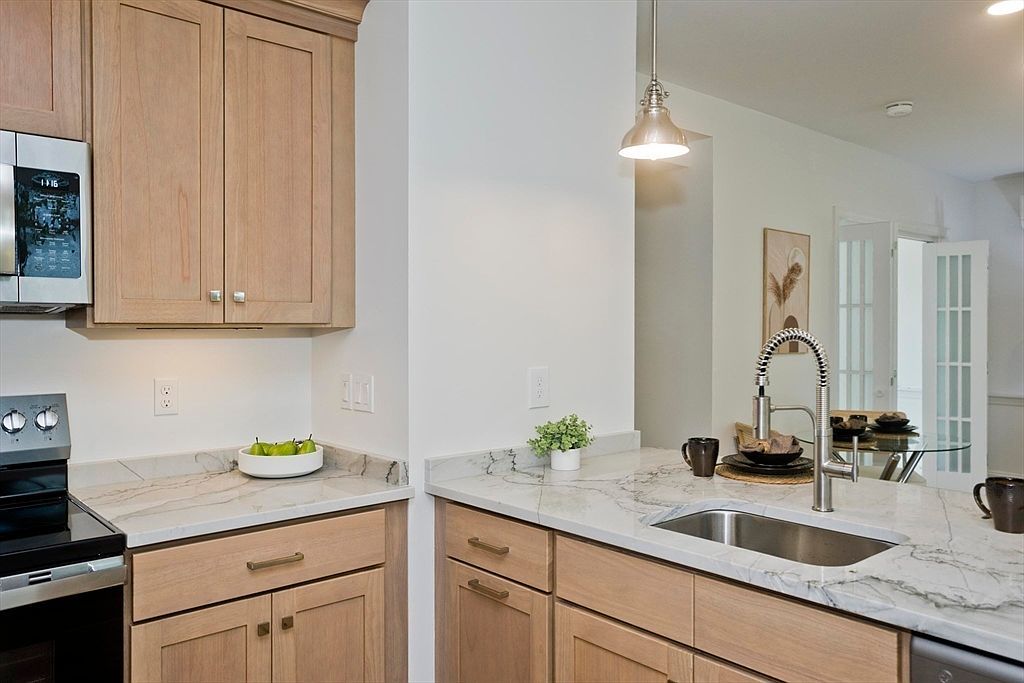 1-1A Williams St Northampton, MA 01060 - Thumbnail 3