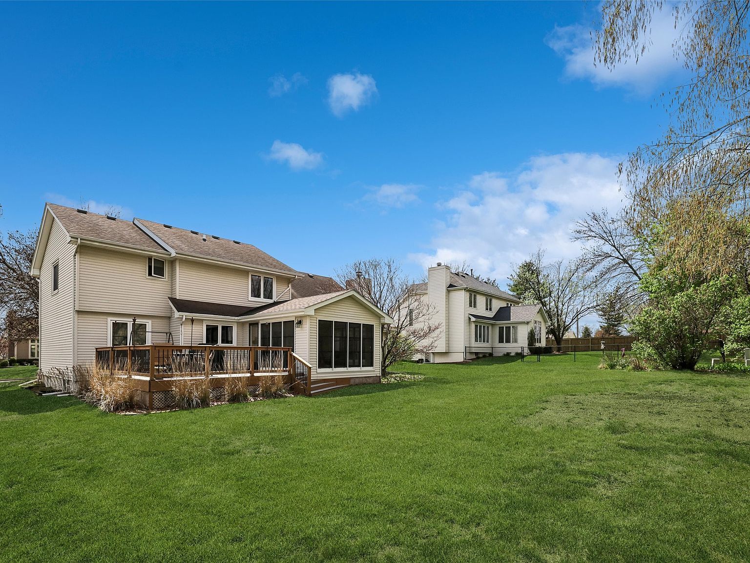 9913 Alpine Dr Urbandale, IA 50322 - Thumbnail 3