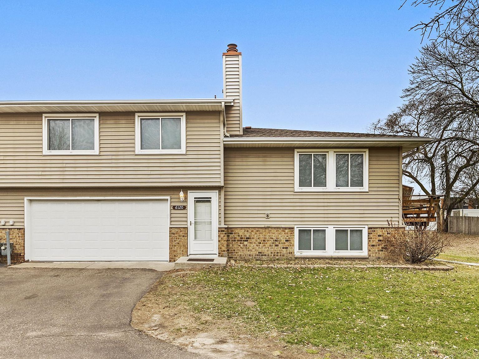 6120 64th Ave N Brooklyn Park, MN 55429 - Thumbnail 3