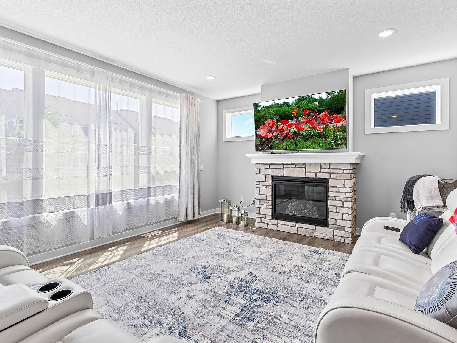 10118 Arrowwood Trl Woodbury, MN 55129 - Thumbnail 3