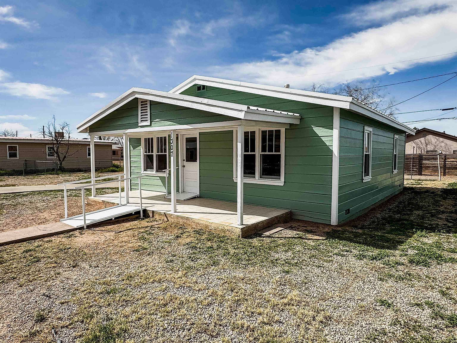 1307 Iowa Ave Alamogordo, NM 88310 - Thumbnail 3
