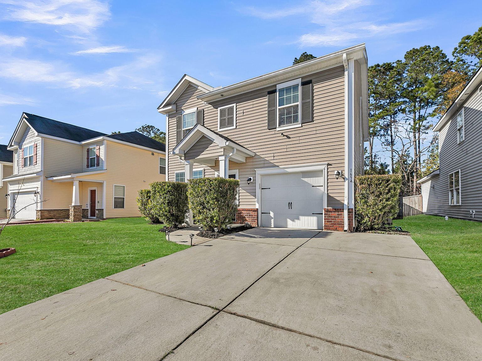 1654 Eider Down Dr Summerville, SC 29483 - Thumbnail 3