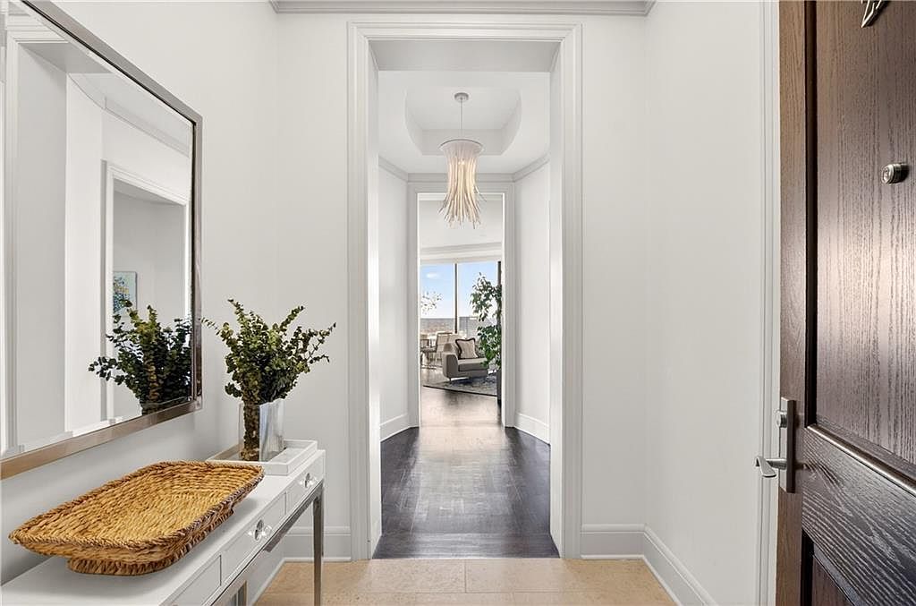 3344 Peachtree Rd NE Unit 2904 Atlanta, GA 30326 - Thumbnail 3