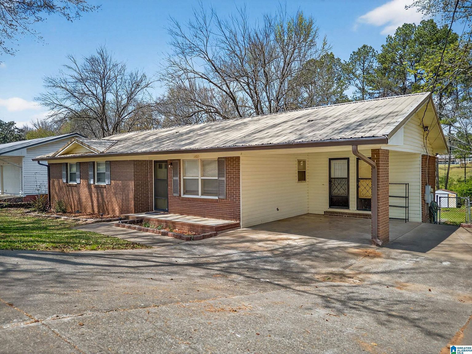 1423 Montevallo Rd Weaver, AL 36277 - Thumbnail 3