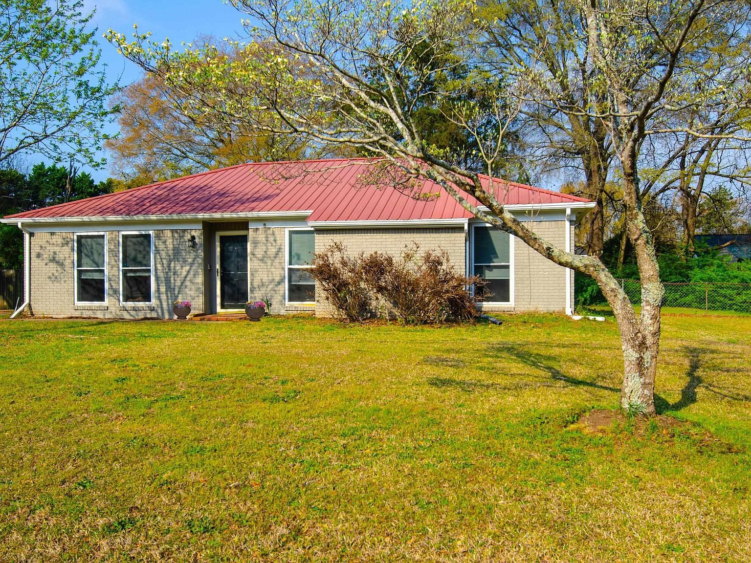 1223 Pointer Dr SW Jacksonville, AL 36265 - Thumbnail 3