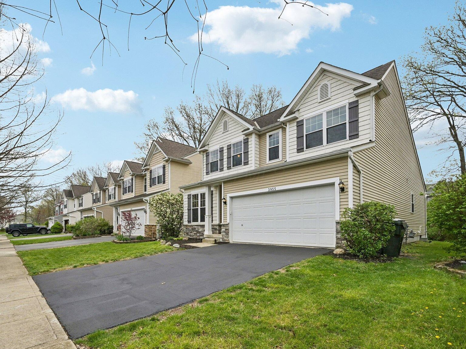 3955 Hoffman Valley Dr Columbus, OH 43219 - Thumbnail 3