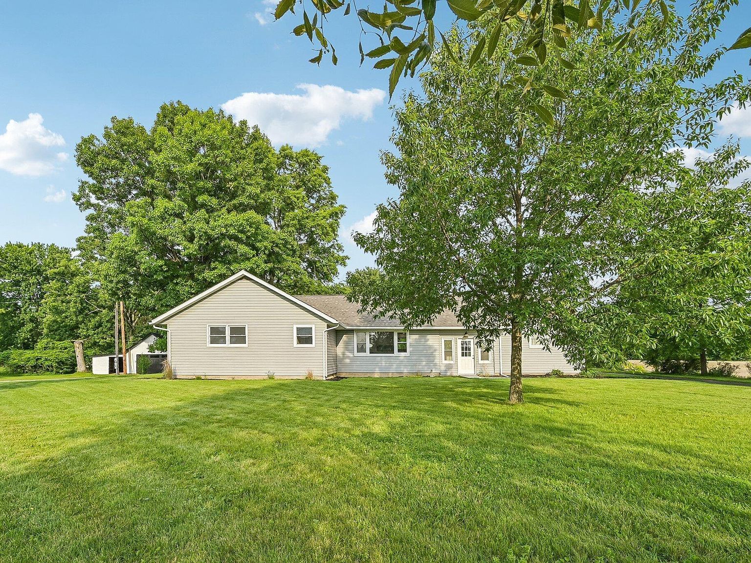 2770 Bixby Rd Groveport, OH 43125 - Thumbnail 3