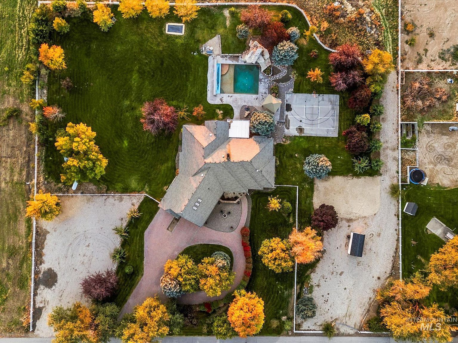 6255 S Tarrega Ln Meridian, ID 83642 - Thumbnail 3