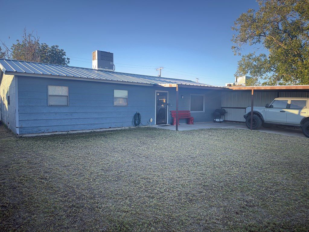 123 Jackson St Kermit, TX 79745 - Thumbnail 3