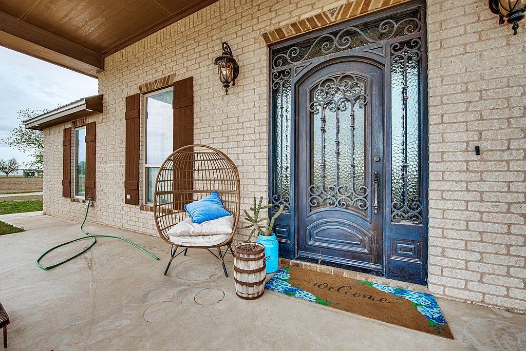 515 NE 2000th Andrews, TX 79714 - Thumbnail 3