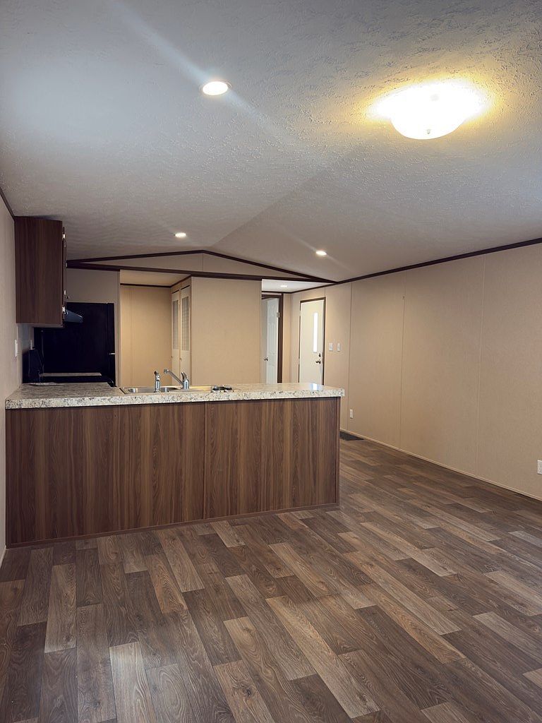 606 SW 1st St Andrews, TX 79714 - Thumbnail 3