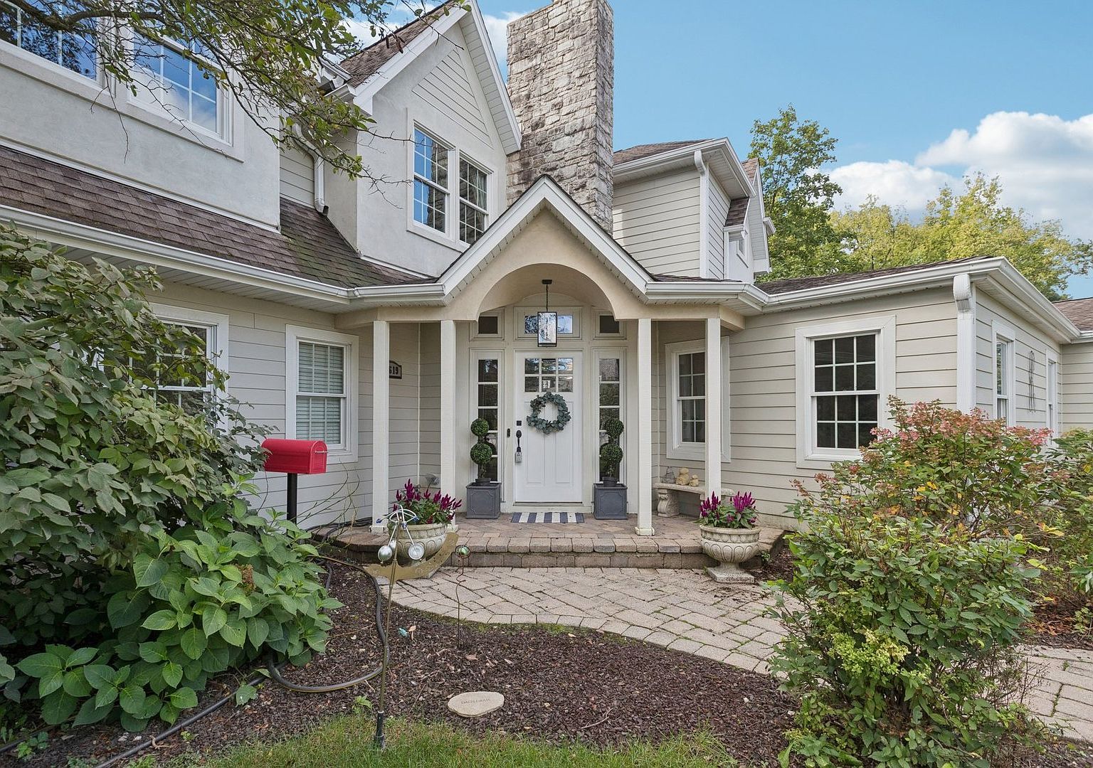 6619 Palma Ln Morton Grove, IL 60053 - Thumbnail 3