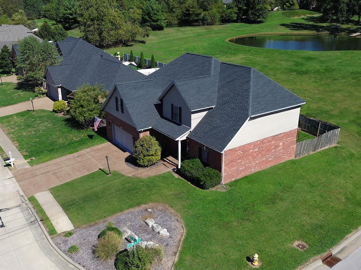 4500 Clint Cir Newburgh, IN 47630 - Thumbnail 3