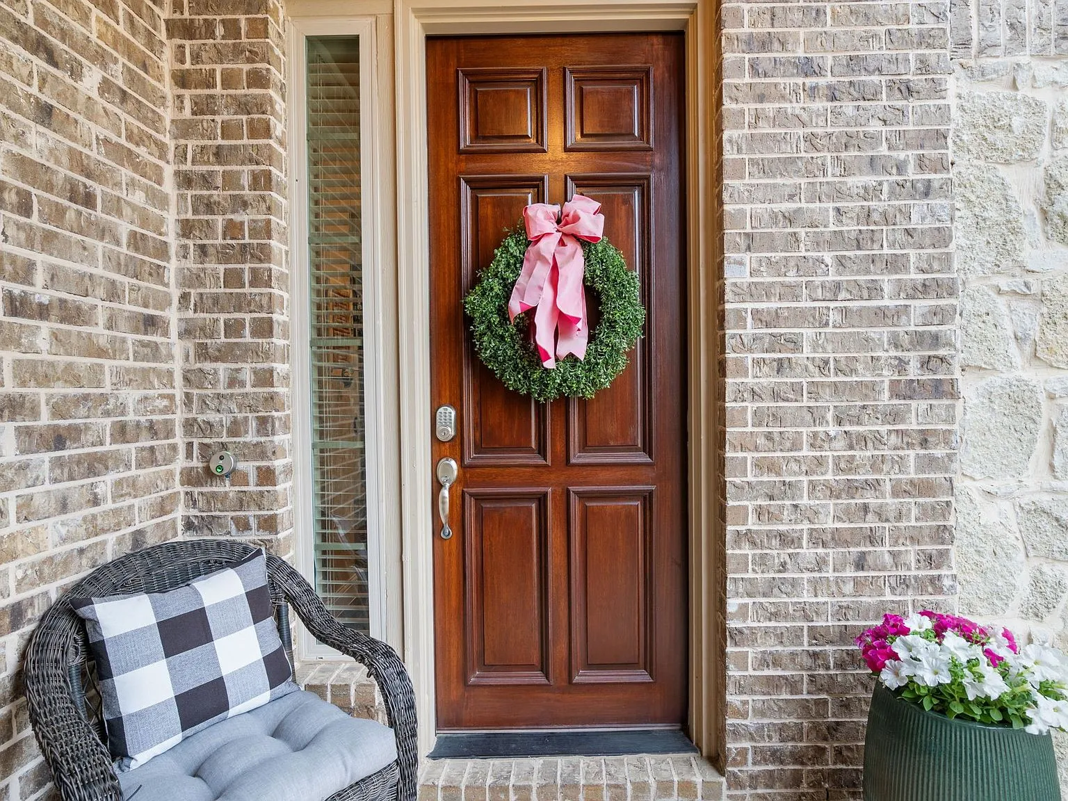 9409 Blackpine Ct Lantana, TX 76226 - Thumbnail 3