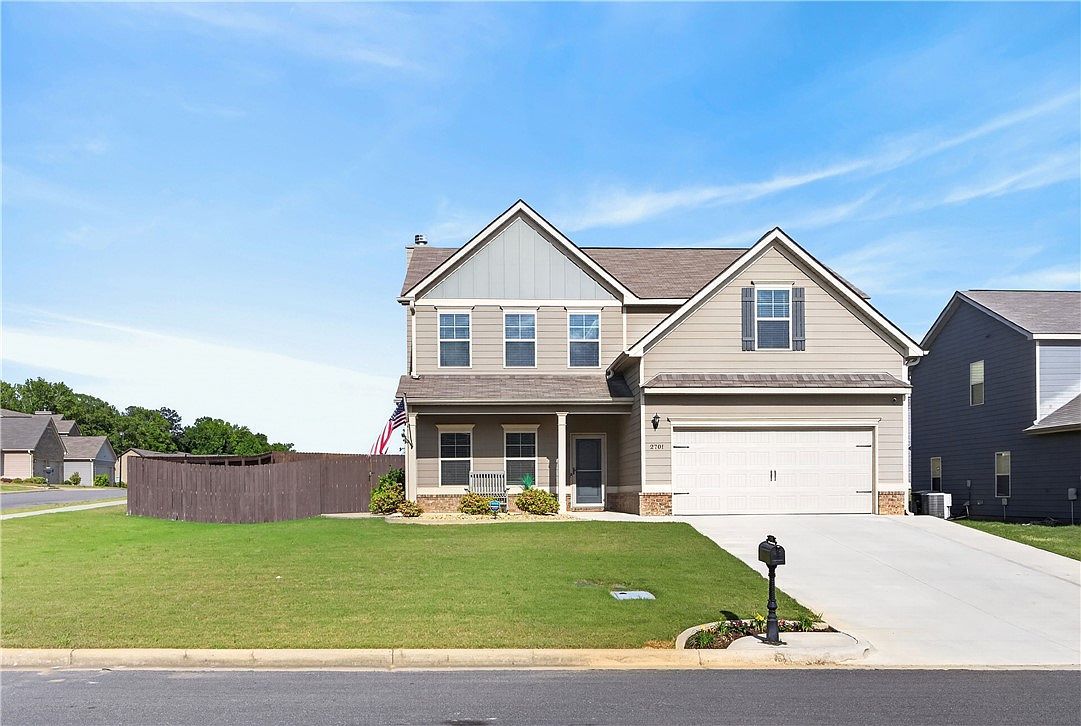 2701 Heather Pl Opelika, AL 36804 - Thumbnail 3