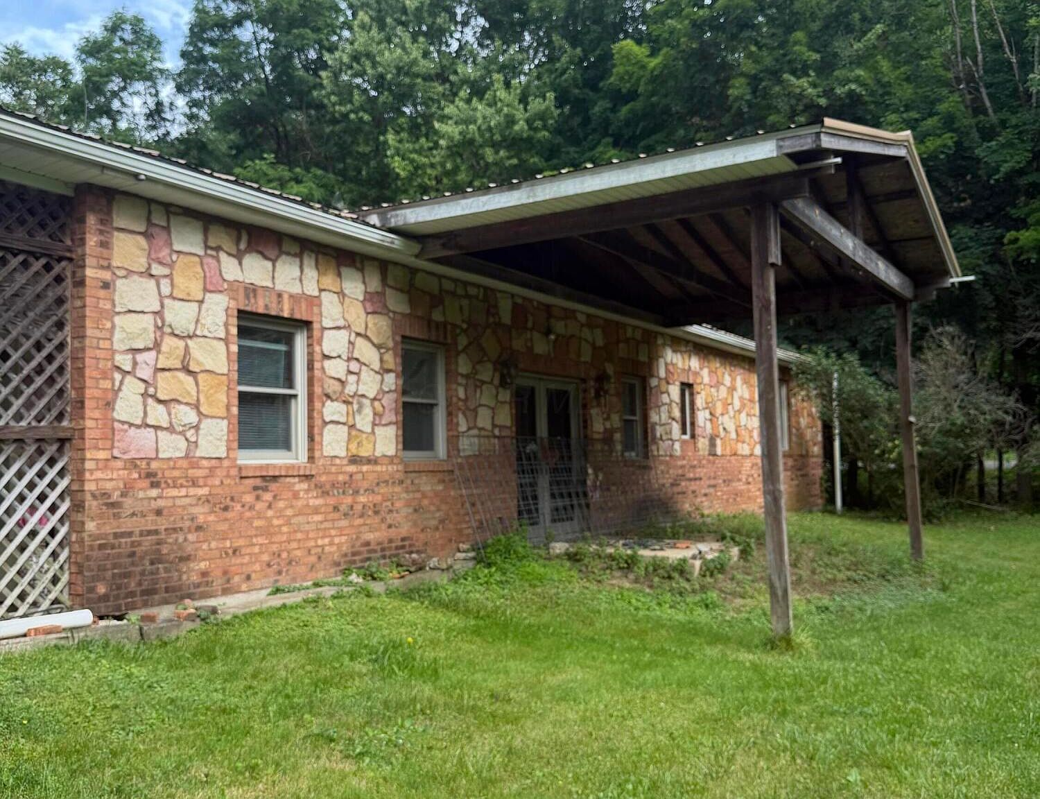 450 E Brown St New Lexington, OH 43764 - Thumbnail 3