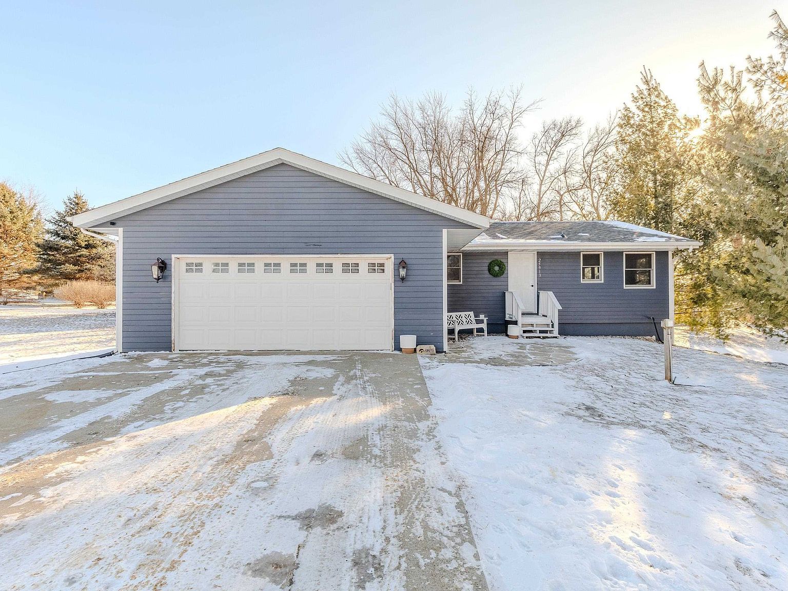 25913 162nd St Spirit Lake, IA 51360 - Thumbnail 3