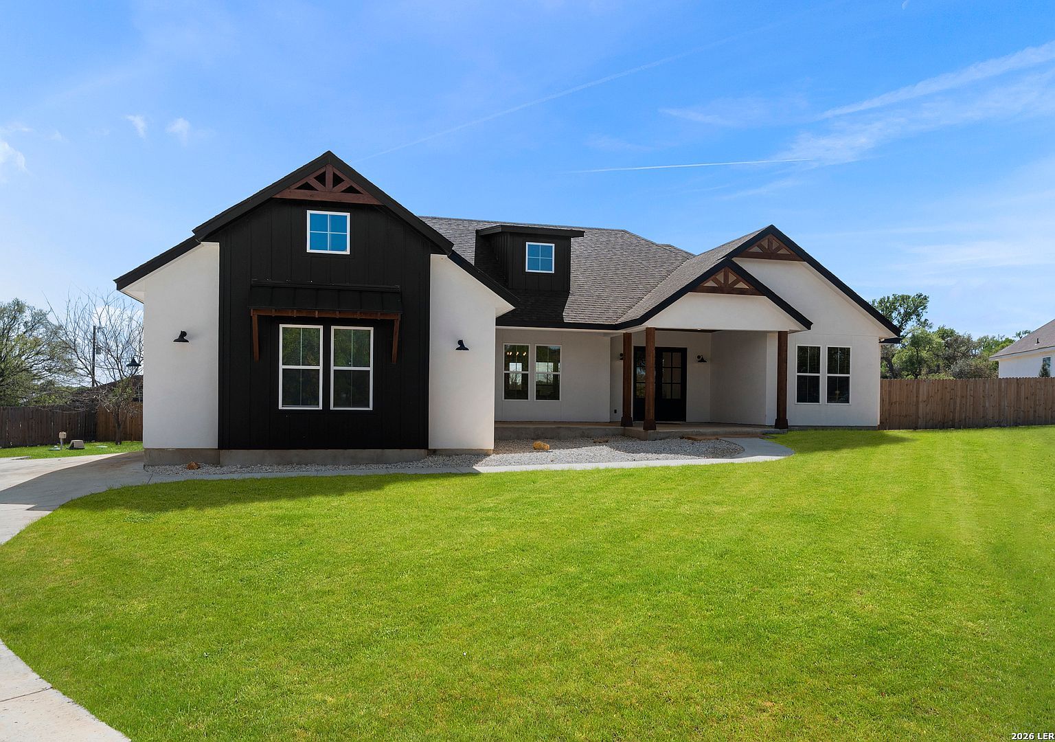 1090 Pegasus Dr Spring Branch, TX 78070 - Thumbnail 3