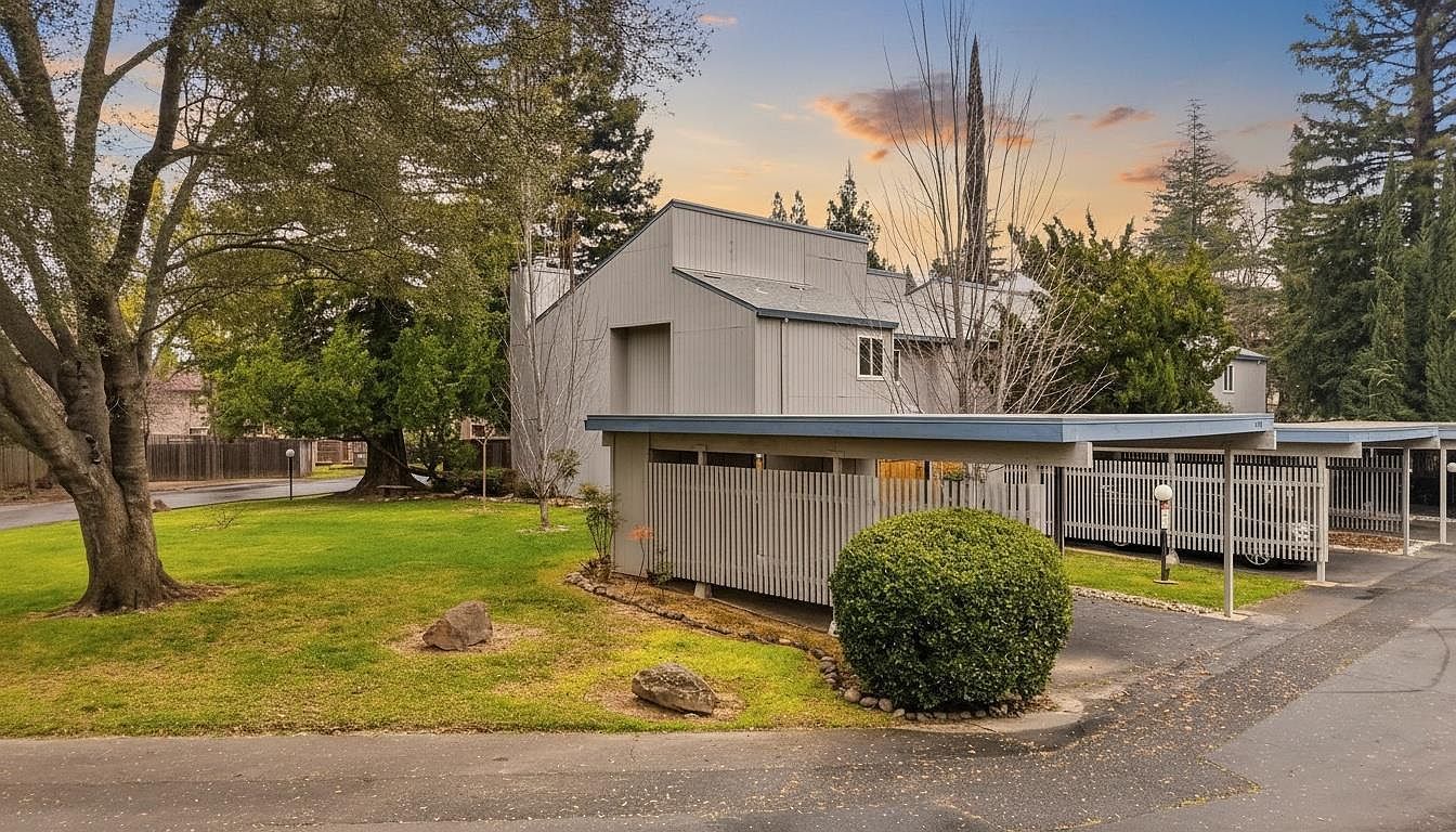 5274 Lake Knoll Ln Fair Oaks, CA 95628 - Thumbnail 3