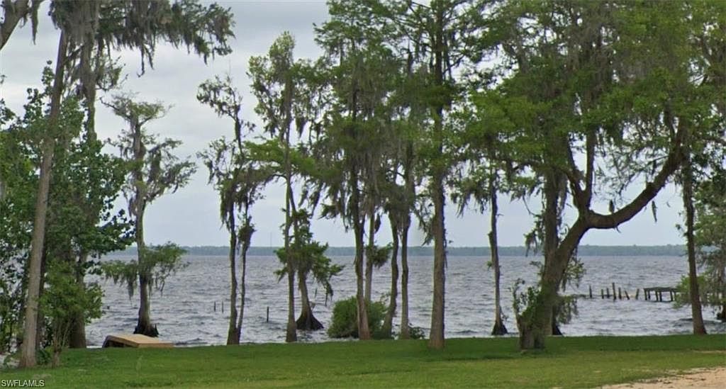 338 Riviera Dr Crescent City, FL 32112 - Thumbnail 3