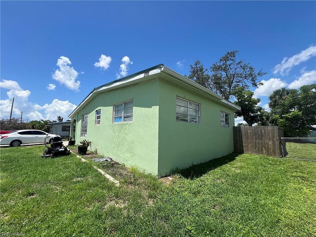 22240 Midway Blvd Pt Charlotte, FL 33952 - Thumbnail 3