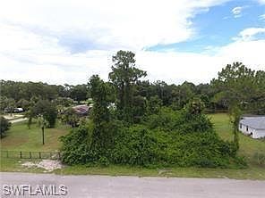 220 Roosevelt Ave Lehigh Acres, FL 33936 - Thumbnail 3