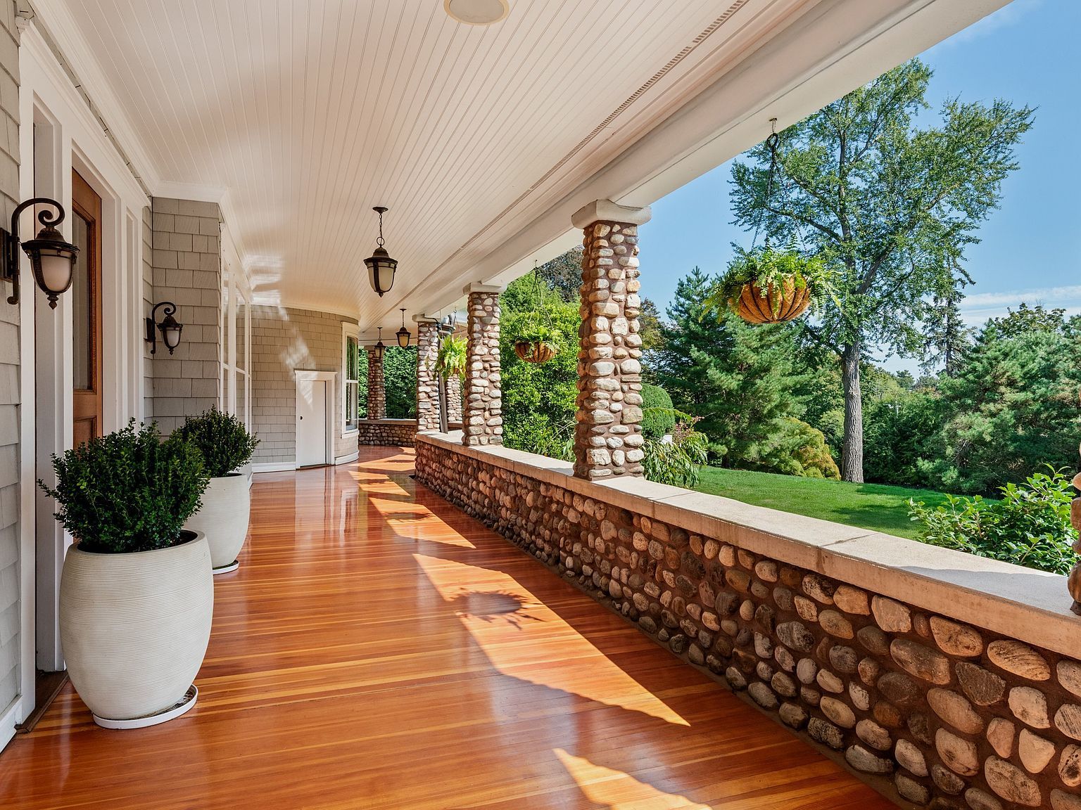 249 Greens Farms Rd Westport, CT 06880 - Thumbnail 3