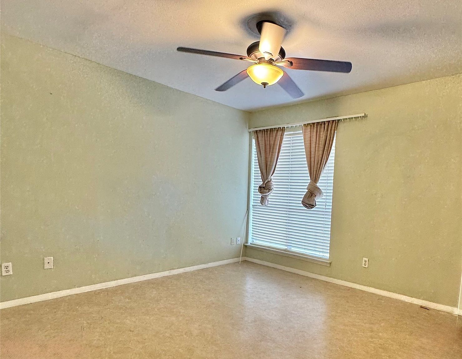 3045 Park Ln #1064 Dallas, TX 75220 - Thumbnail 3