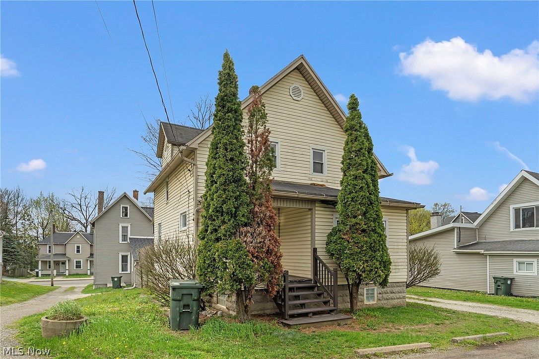 1308 Laiblin Pl NE Canton, OH 44705 - Thumbnail 3