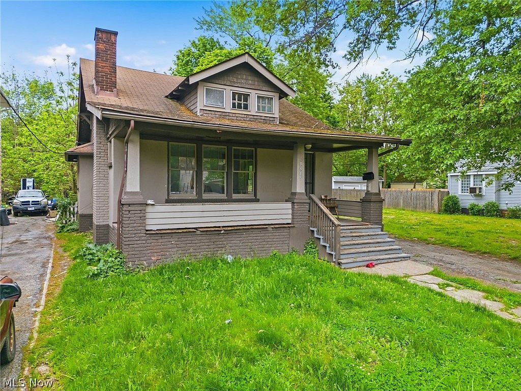 3315 E 142nd St Cleveland, OH 44120 - Thumbnail 3