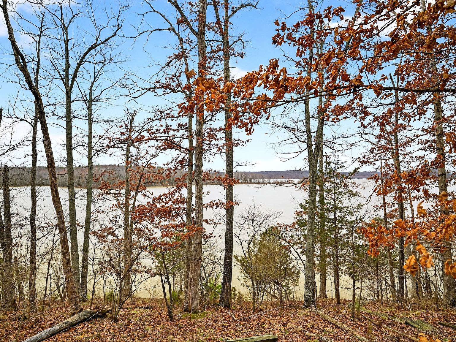 9009 Emerald Ct Nashville, IN 47448 - Thumbnail 3