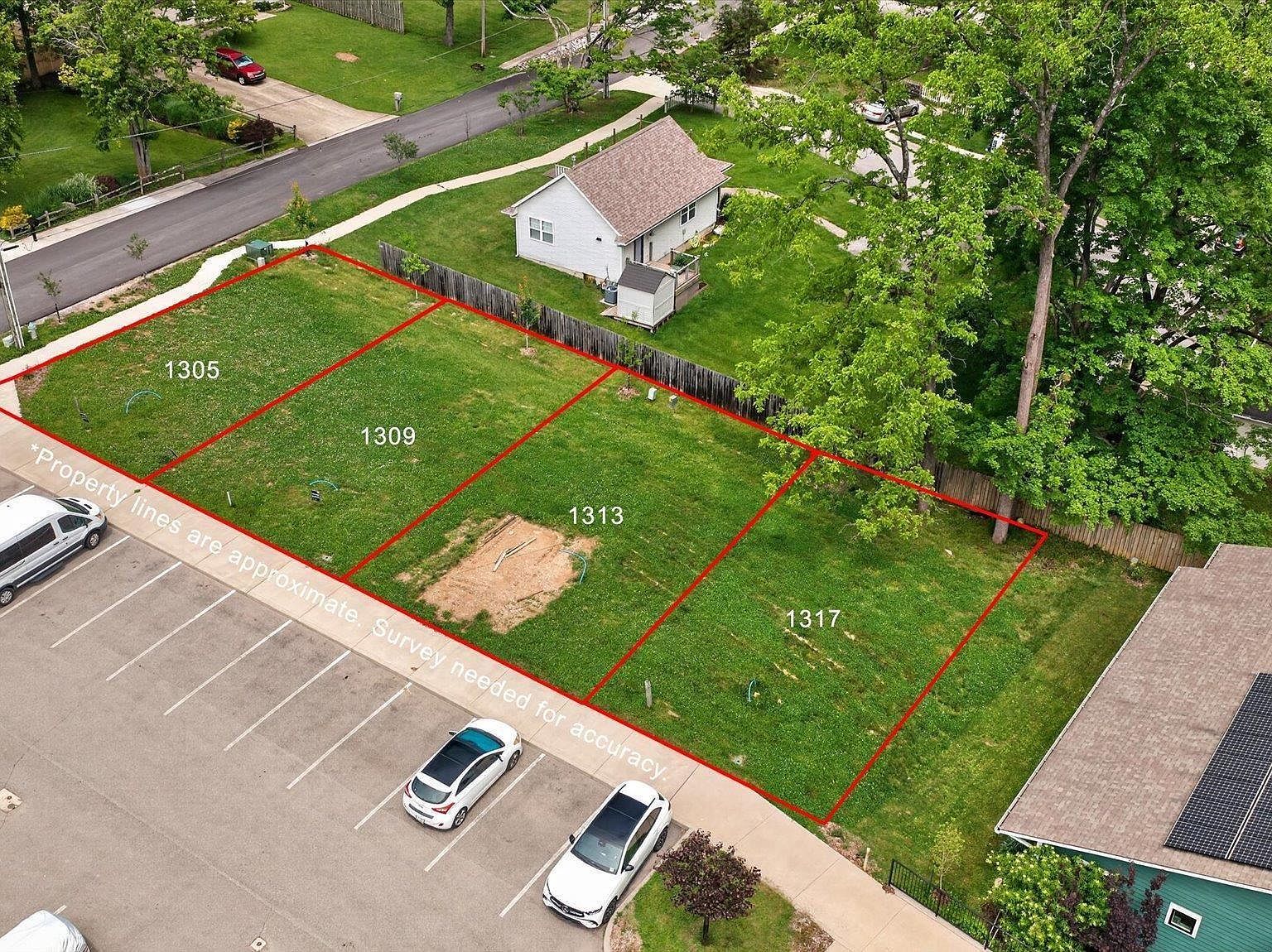 1309 E Short St Bloomington, IN 47401 - Thumbnail 3