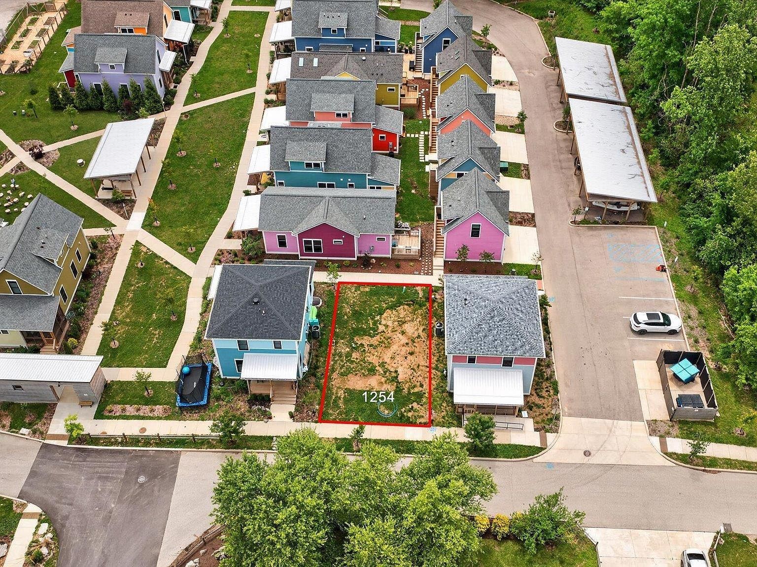 1254 E Short St Bloomington, IN 47401 - Thumbnail 3
