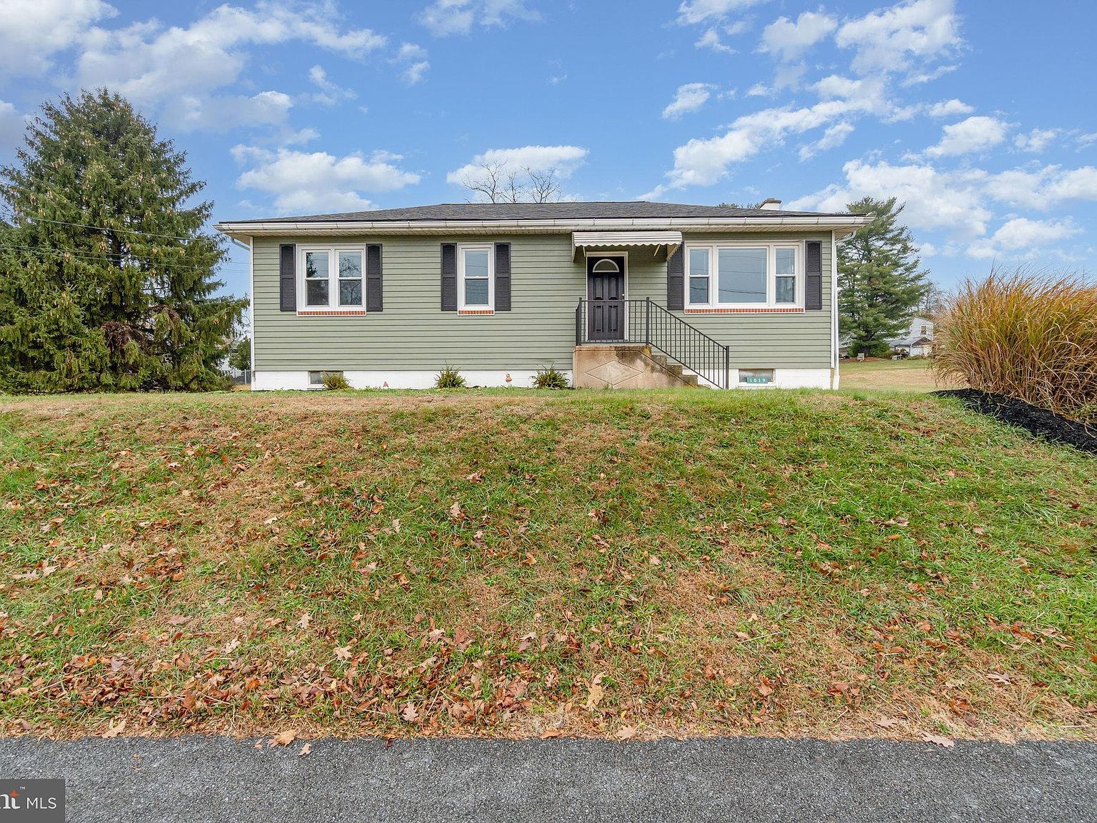 1019 Laurel St Lebanon, PA 17046 - Thumbnail 3