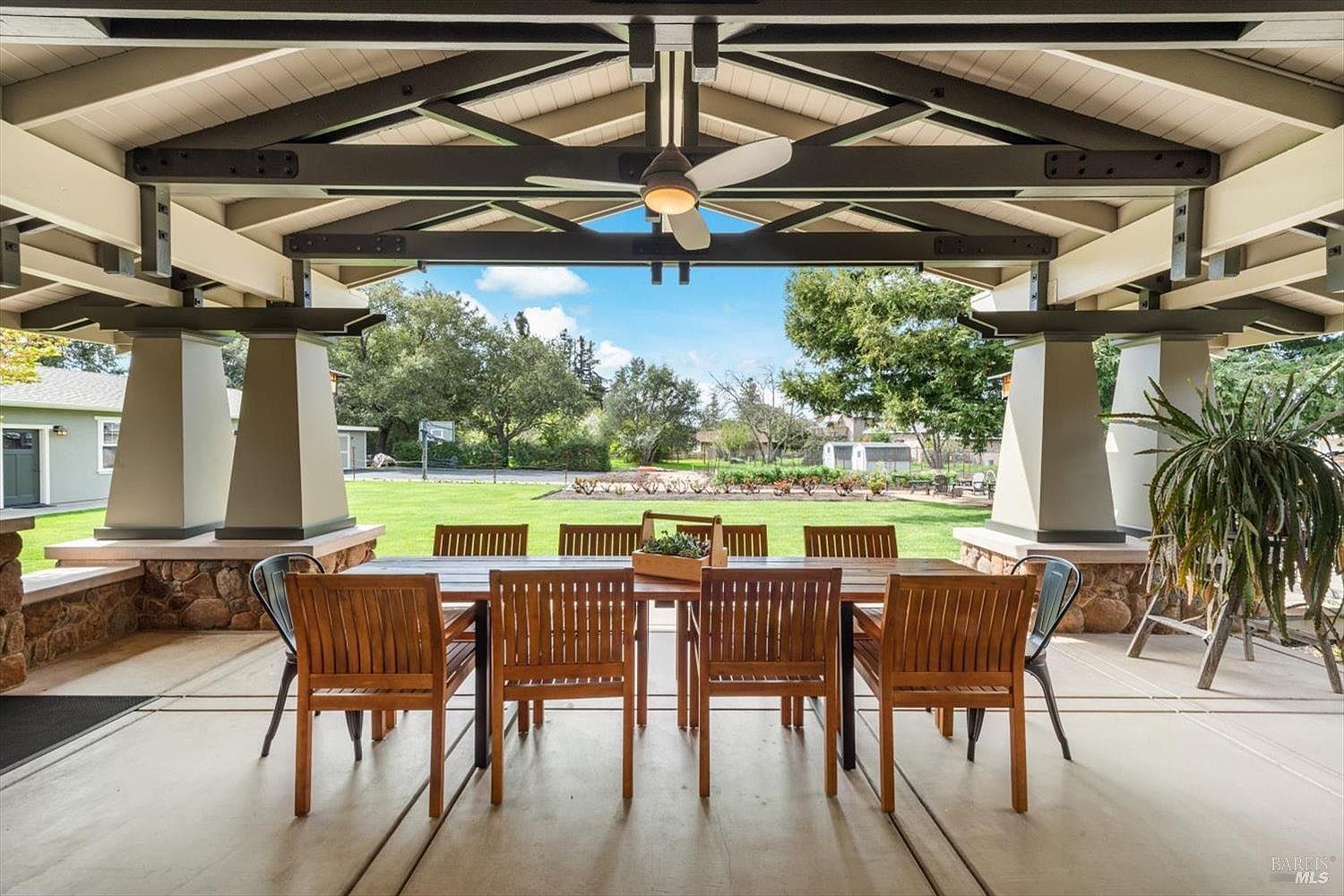 1111 Olive Hill Ln Napa, CA 94558 - Thumbnail 3