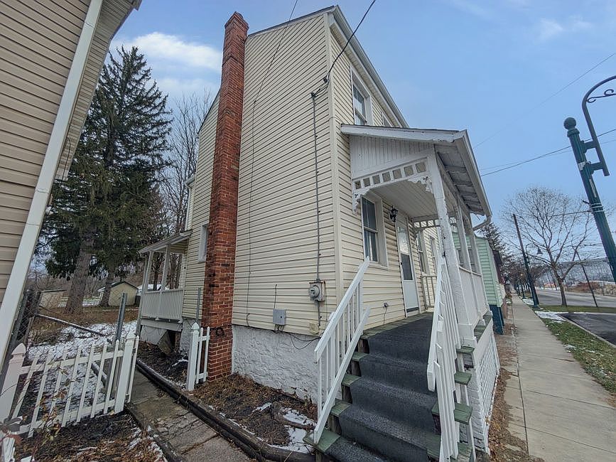 249 Broad St Hollidaysburg, PA 16648 - Thumbnail 3