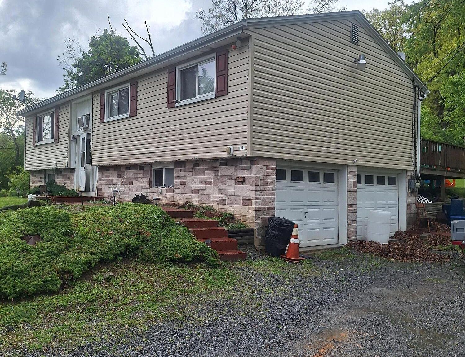 1071 Frankstown Rd Hollidaysburg, PA 16648 - Thumbnail 3