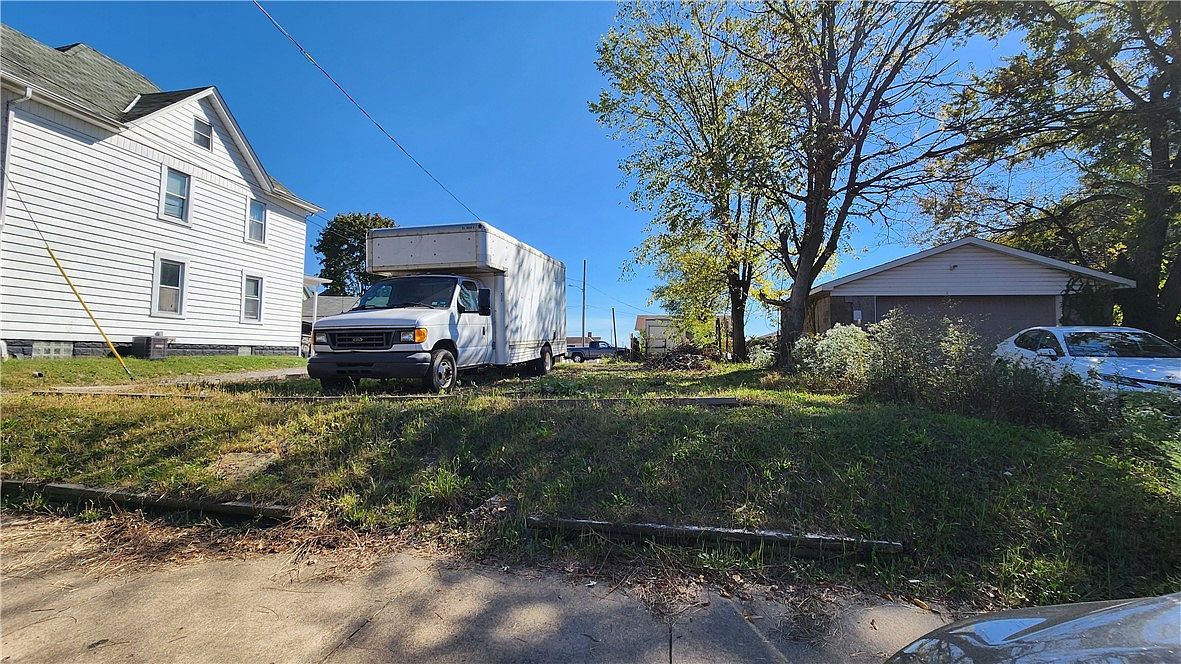 267 Reno St Rochester, PA 15074 - Thumbnail 3