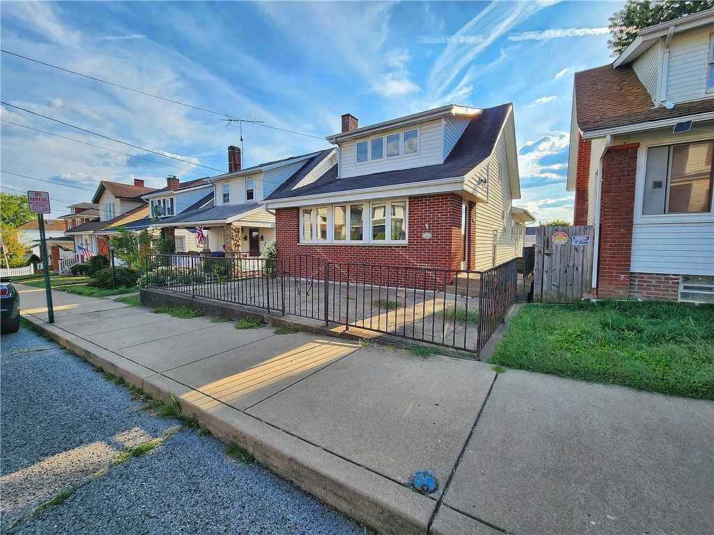 424 Pennsylvania Ave Rochester, PA 15074 - Thumbnail 3